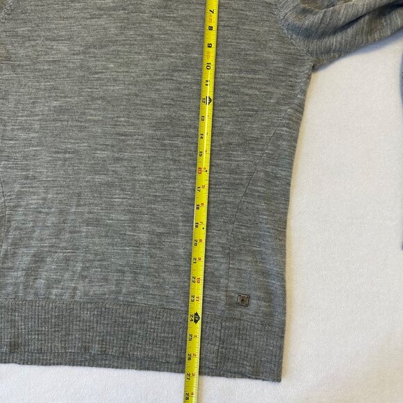 Smartwool Mens 100% Merino Wool V-Neck Sweater Repaired HOLES Base Layer Camp - Picture 9 of 12